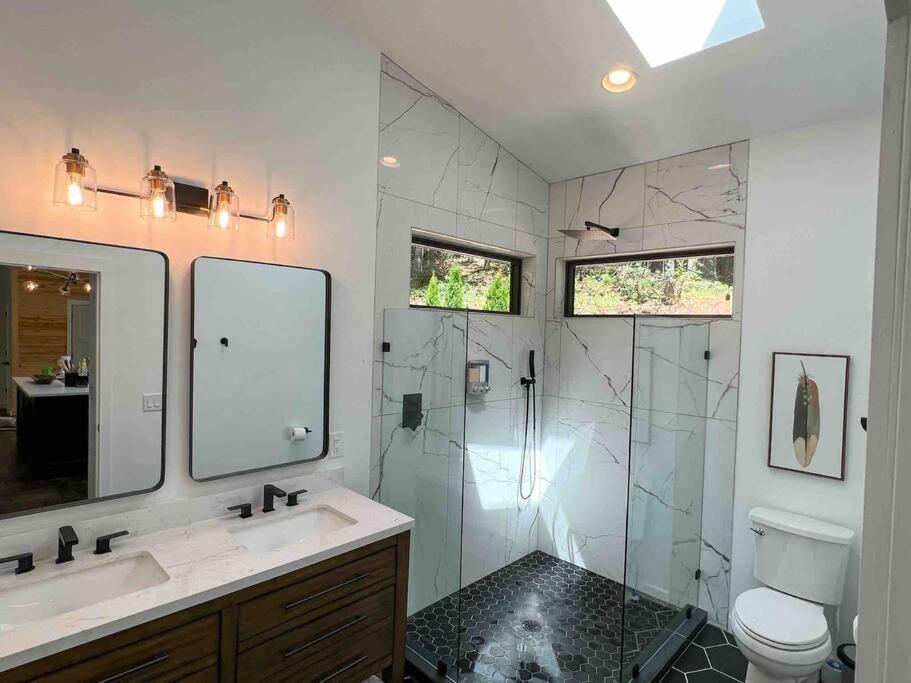 Modern Mountain Getaway With Hot Tub, Fire Pit Villa Sautee Nacoochee Exterior photo