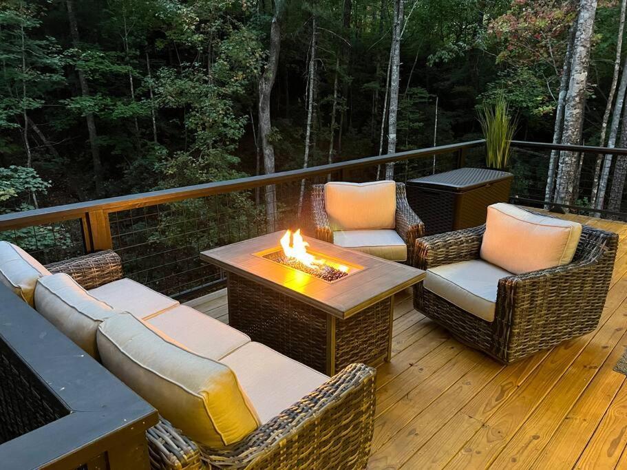 Modern Mountain Getaway With Hot Tub, Fire Pit Villa Sautee Nacoochee Exterior photo